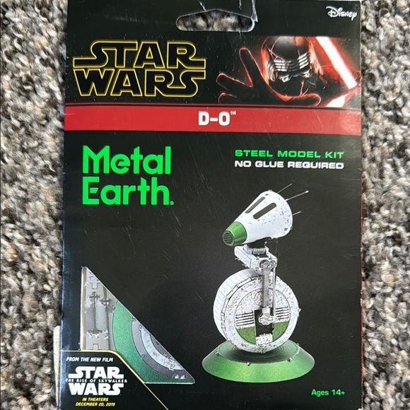 Star Wars Metal Earth Model Kits - Green, Silver, Black - Picture 2 of 5